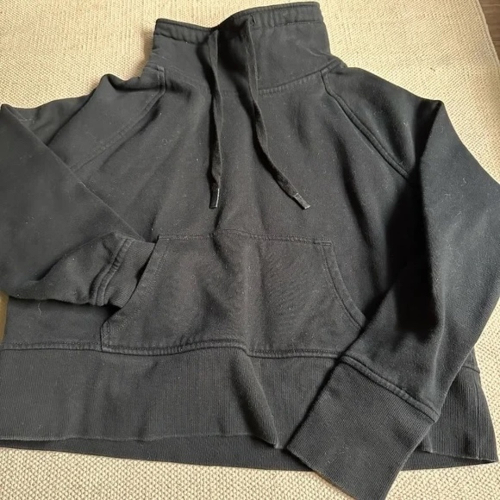 Core IO Black Crop Sweater Exercise Top Long Sleeve Size Small